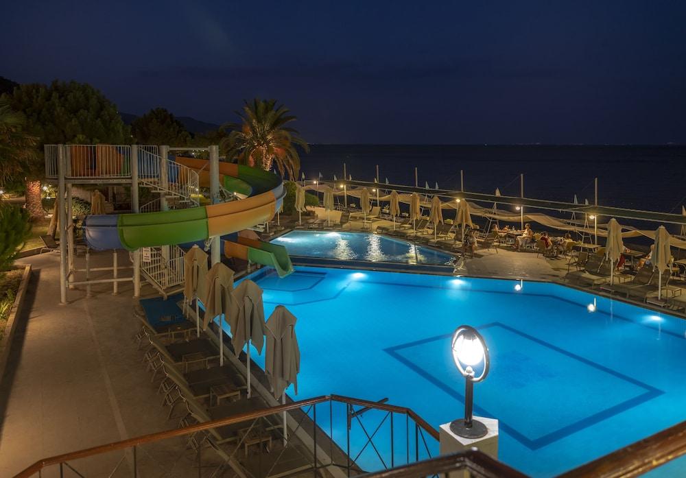Assos Eden Gardens Hotel Ayvacik Exterior photo